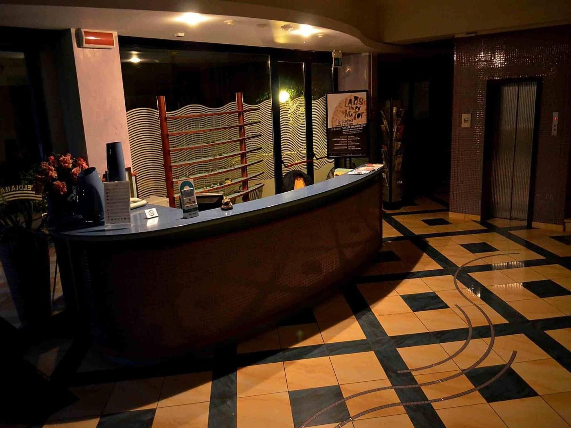 Hotel Diana Bellaria-Igea Marina Eksteriør billede